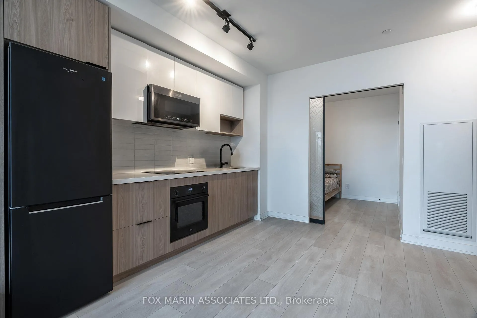 Photo 8 of Unit 1104, 5 Defries Street, Toronto, Regent Park — HOMEH