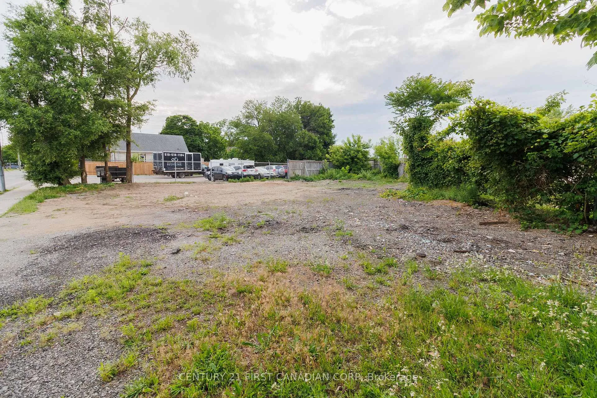 Photo 10 of 576 Horton Street E, London, East K — HOMEH