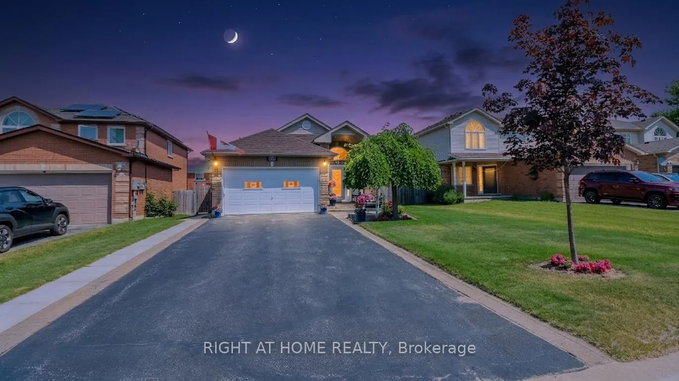 Photo 3 of 36 Benjamin Lane, Barrie, Painswick South — HOMEH