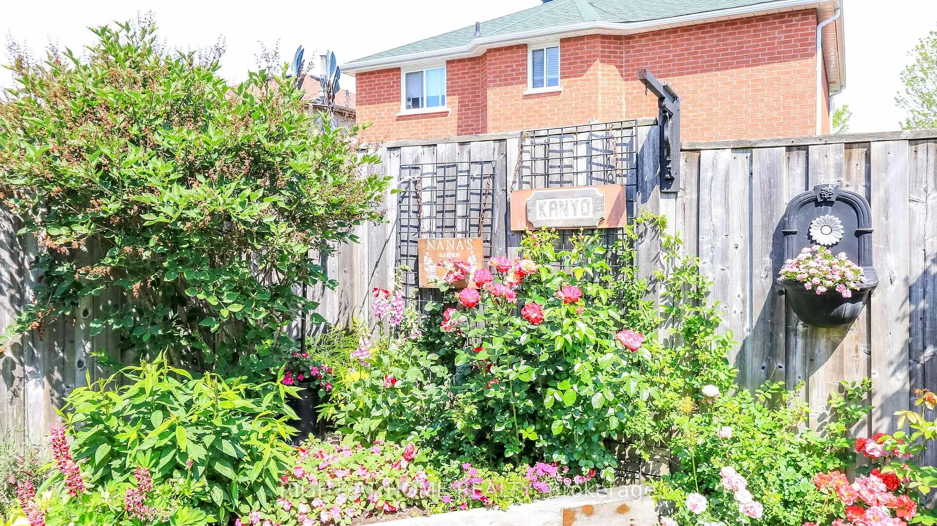 Photo 9 of 36 Benjamin Lane, Barrie, Painswick South — HOMEH