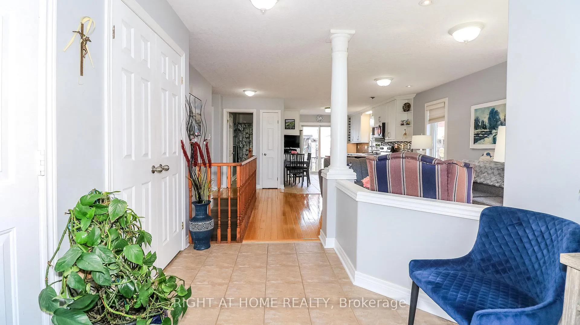 Photo 18 of 36 Benjamin Lane, Barrie, Painswick South — HOMEH