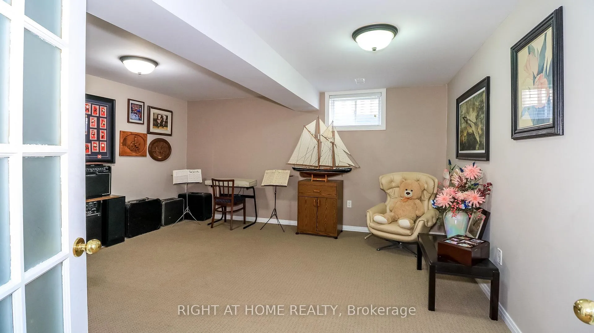 Photo 38 of 36 Benjamin Lane, Barrie, Painswick South — HOMEH