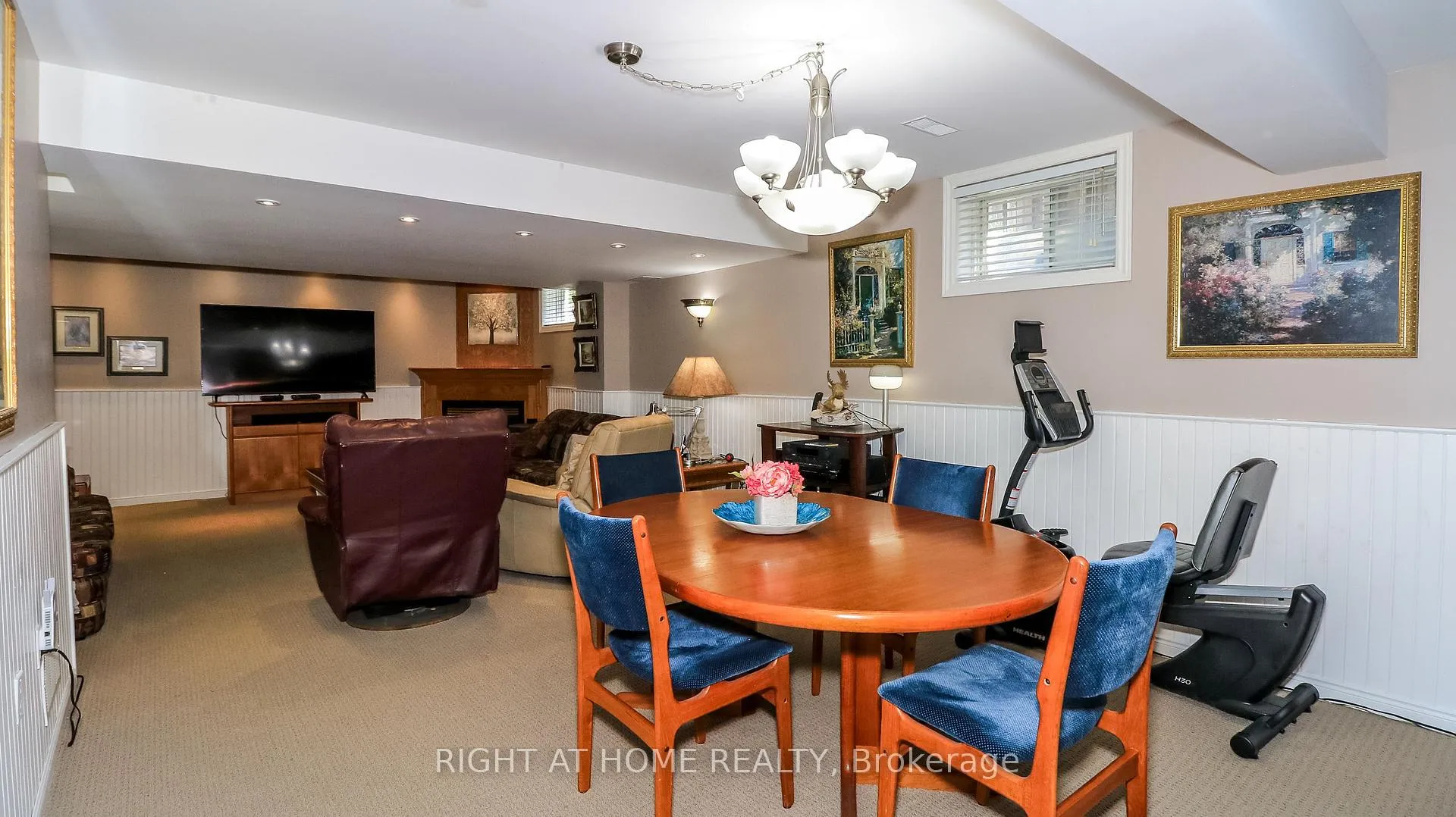 Photo 44 of 36 Benjamin Lane, Barrie, Painswick South — HOMEH