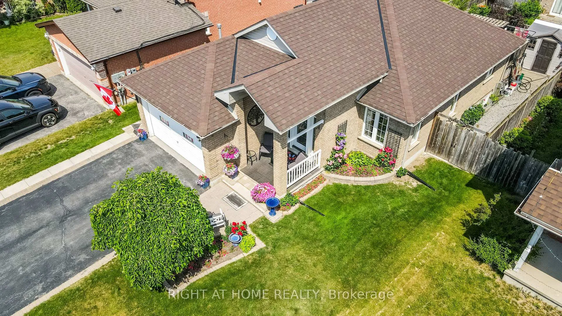 Photo 52 of 36 Benjamin Lane, Barrie, Painswick South — HOMEH