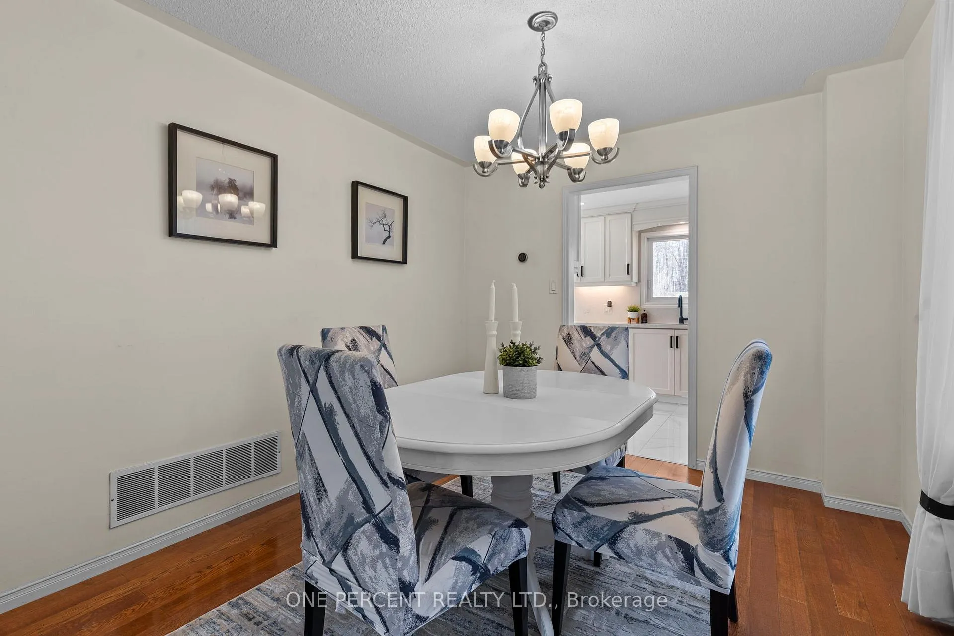 Photo 14 of 1 Dixon Court, Barrie, Painswick North — HOMEH