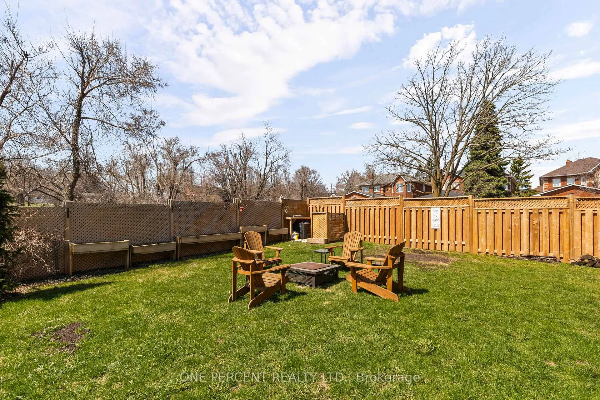 Photo 37 of 1 Dixon Court, Barrie, Painswick North — HOMEH