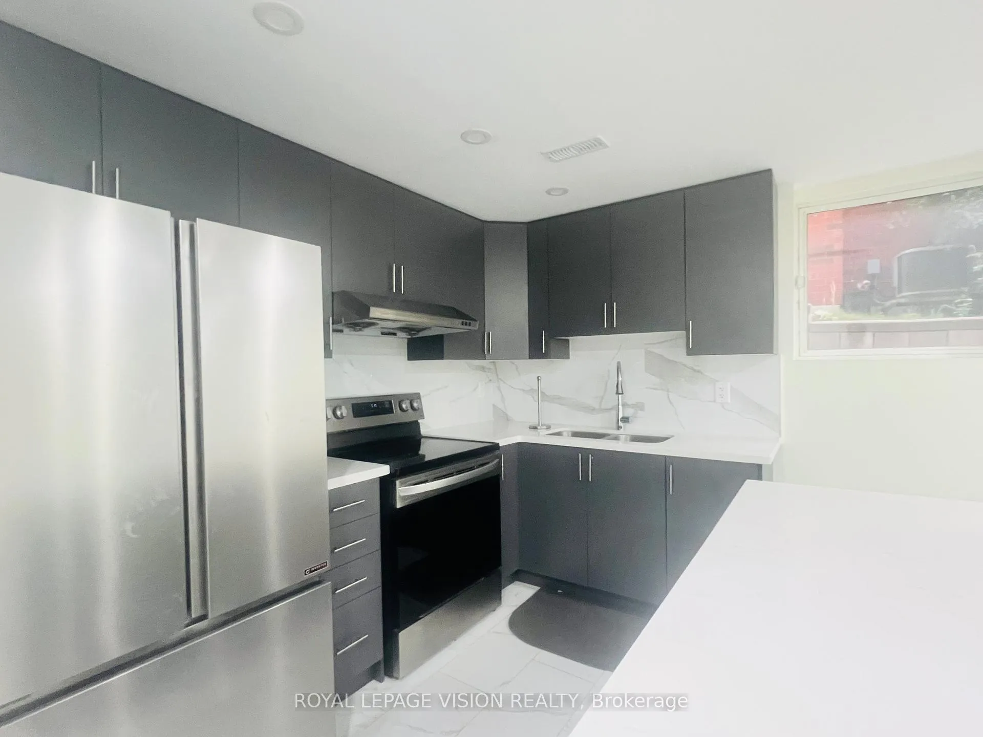 Photo 12 of Unit Bsmt, 25 Gabrielle Crescent, Whitby, Rolling Acres — HOMEH
