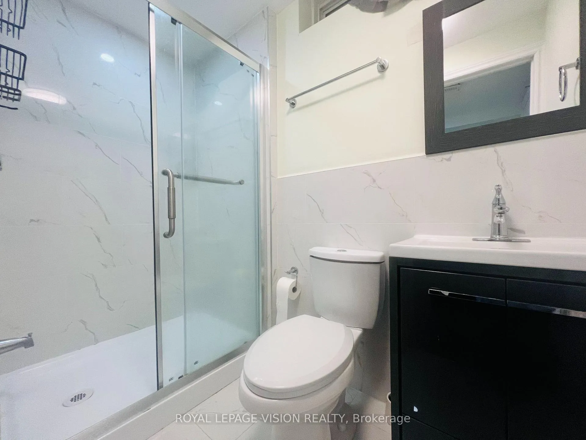 Photo 18 of Unit Bsmt, 25 Gabrielle Crescent, Whitby, Rolling Acres — HOMEH