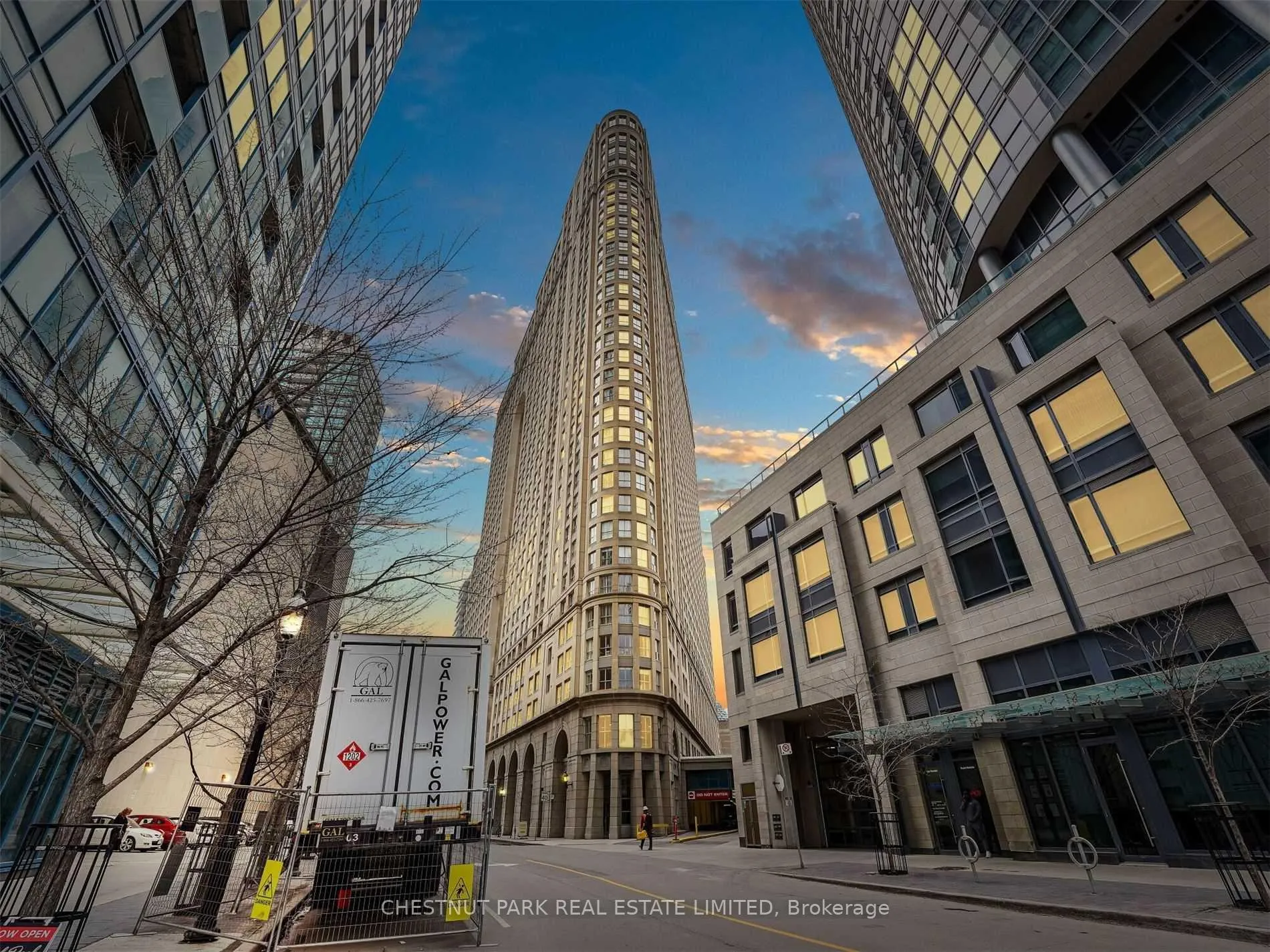 Front of Unit 2107, 25 The Esplanade