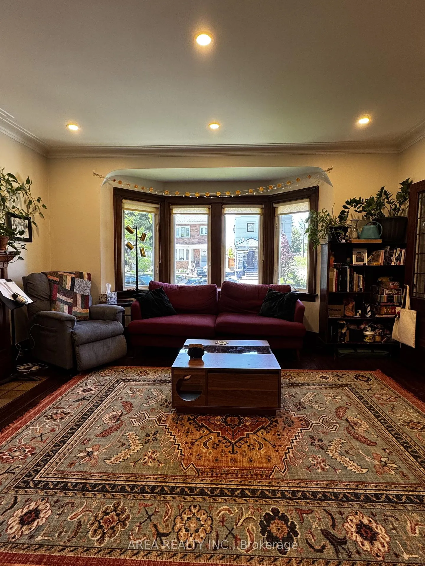 Photo 3 of 81 Humewood Drive, Toronto, Humewood-Cedarvale — HOMEH