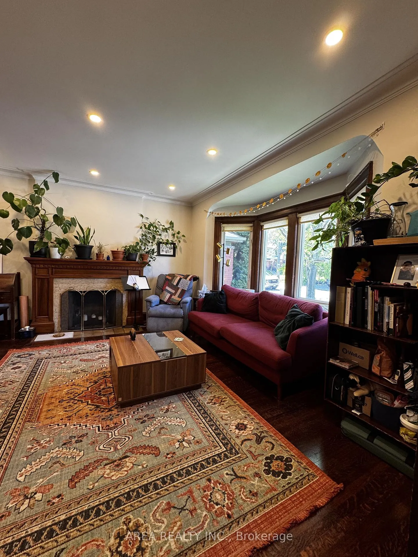 Photo 4 of 81 Humewood Drive, Toronto, Humewood-Cedarvale — HOMEH