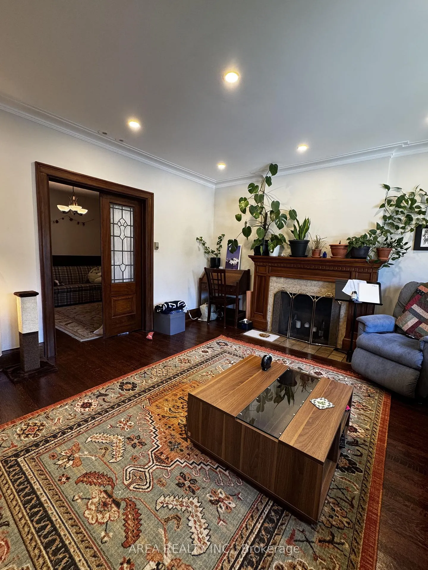 Photo 5 of 81 Humewood Drive, Toronto, Humewood-Cedarvale — HOMEH