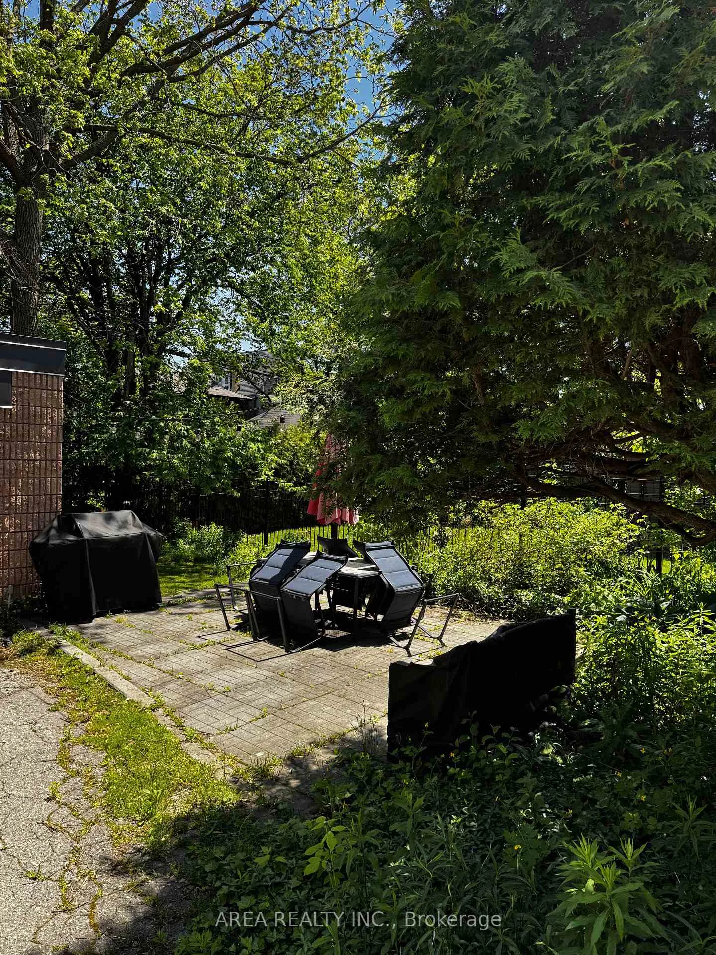 Photo 19 of 81 Humewood Drive, Toronto, Humewood-Cedarvale — HOMEH