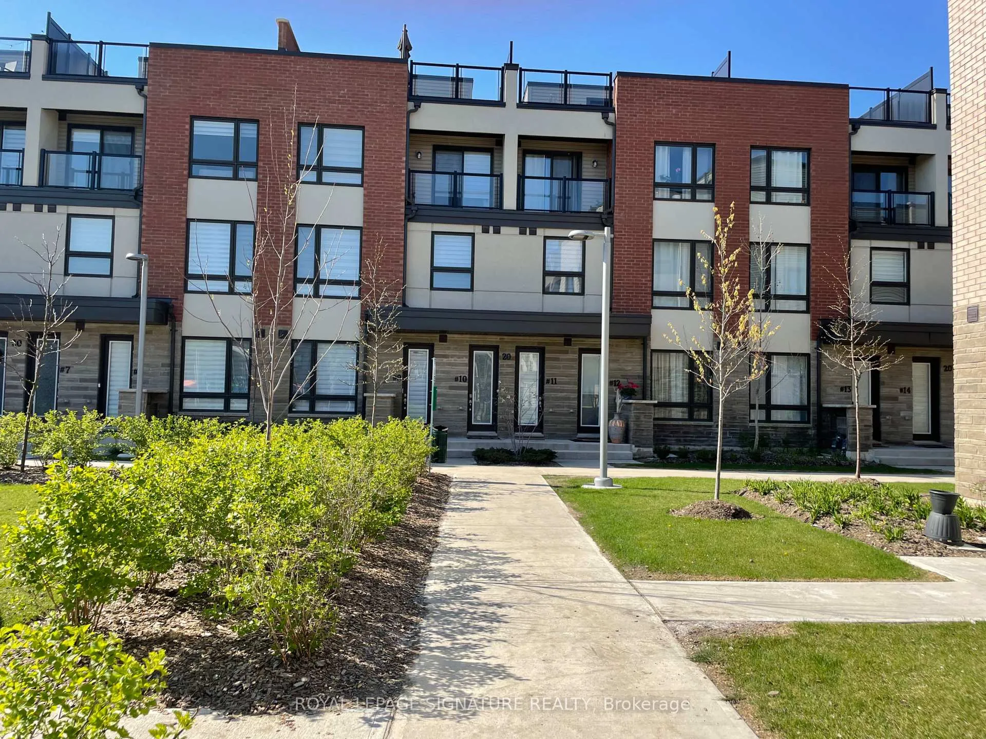 Photo 1 of Unit 11, 20 WoodStream Drive, Etobicoke, West Humber-Clairville — HOMEH