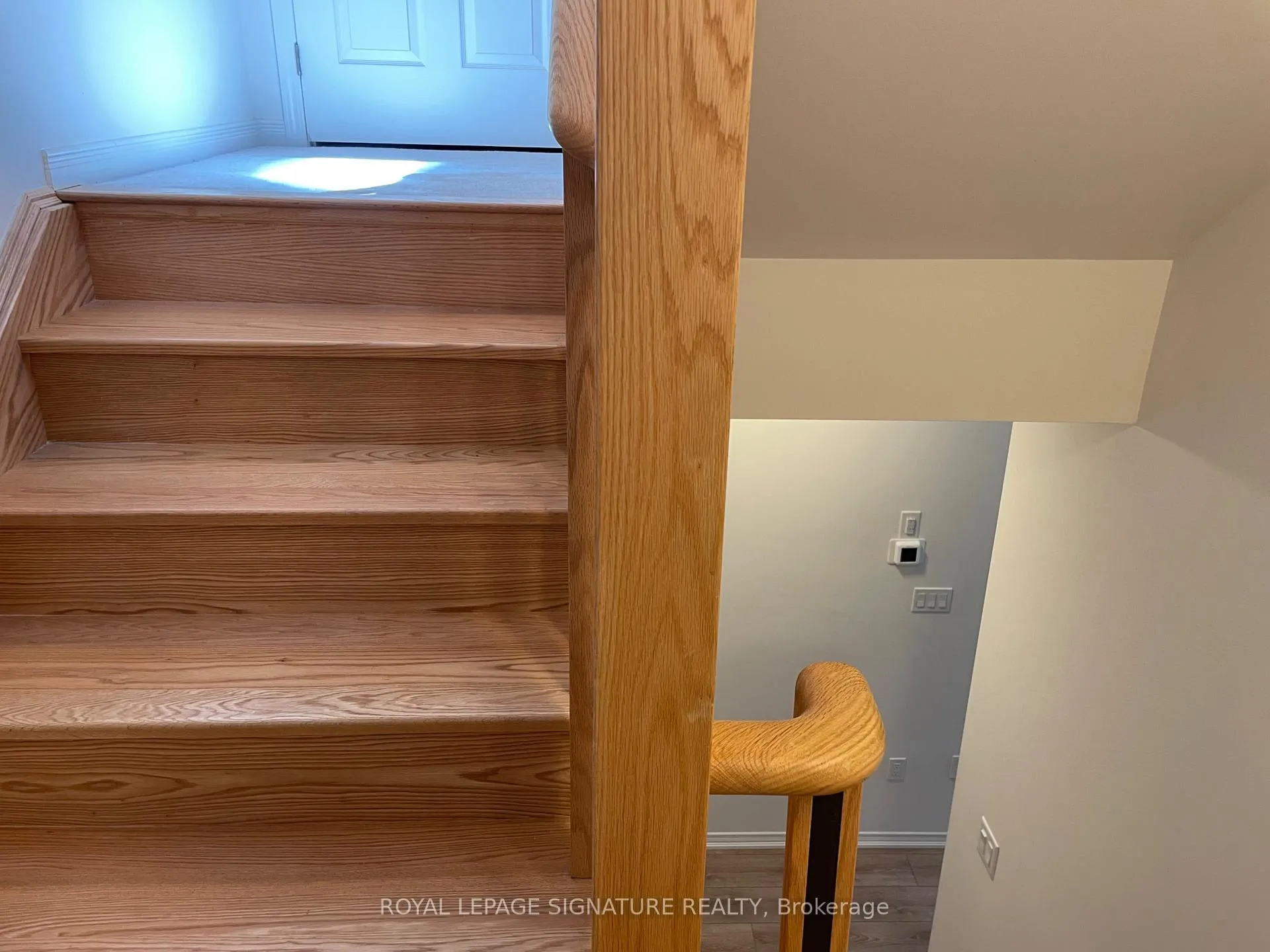 Photo 8 of Unit 11, 20 WoodStream Drive, Etobicoke, West Humber-Clairville — HOMEH