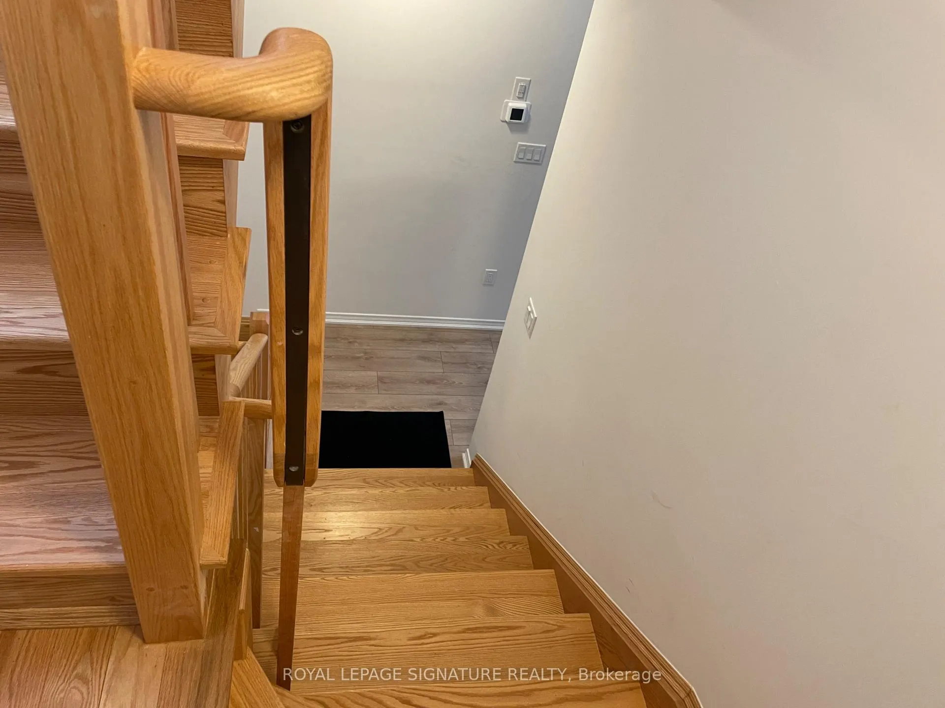 Photo 9 of Unit 11, 20 WoodStream Drive, Etobicoke, West Humber-Clairville — HOMEH