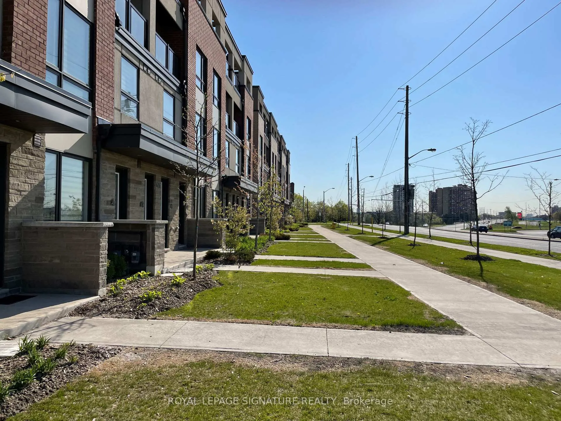 Photo 34 of Unit 11, 20 WoodStream Drive, Etobicoke, West Humber-Clairville — HOMEH