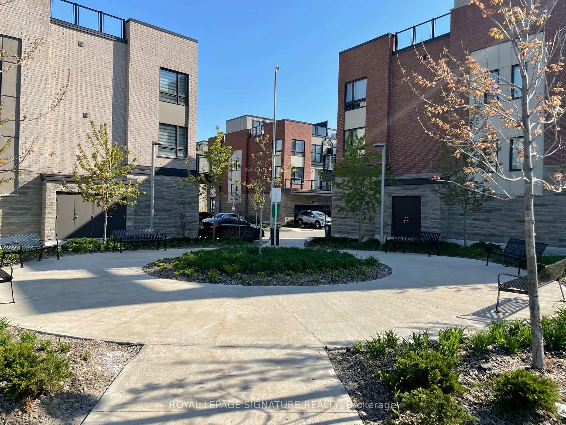 Photo 36 of Unit 11, 20 WoodStream Drive, Etobicoke, West Humber-Clairville — HOMEH