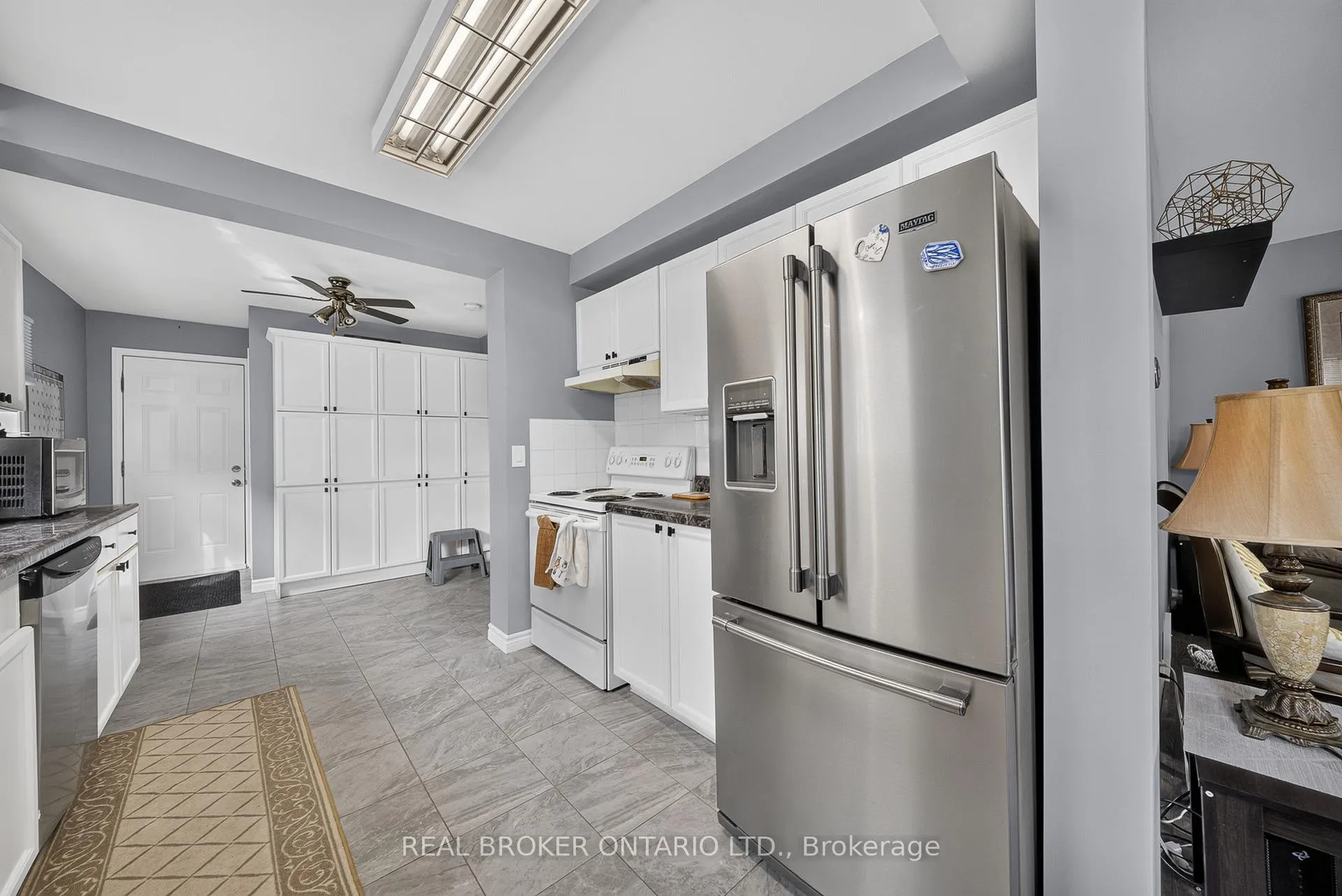 Photo 10 of 22 Edith Street, St. Catharines, Western Hill — HOMEH