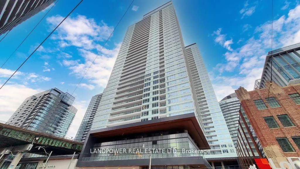 Photo 4 of Unit 3310, 19 Bathurst Street, Toronto, Waterfront Communities — HOMEH