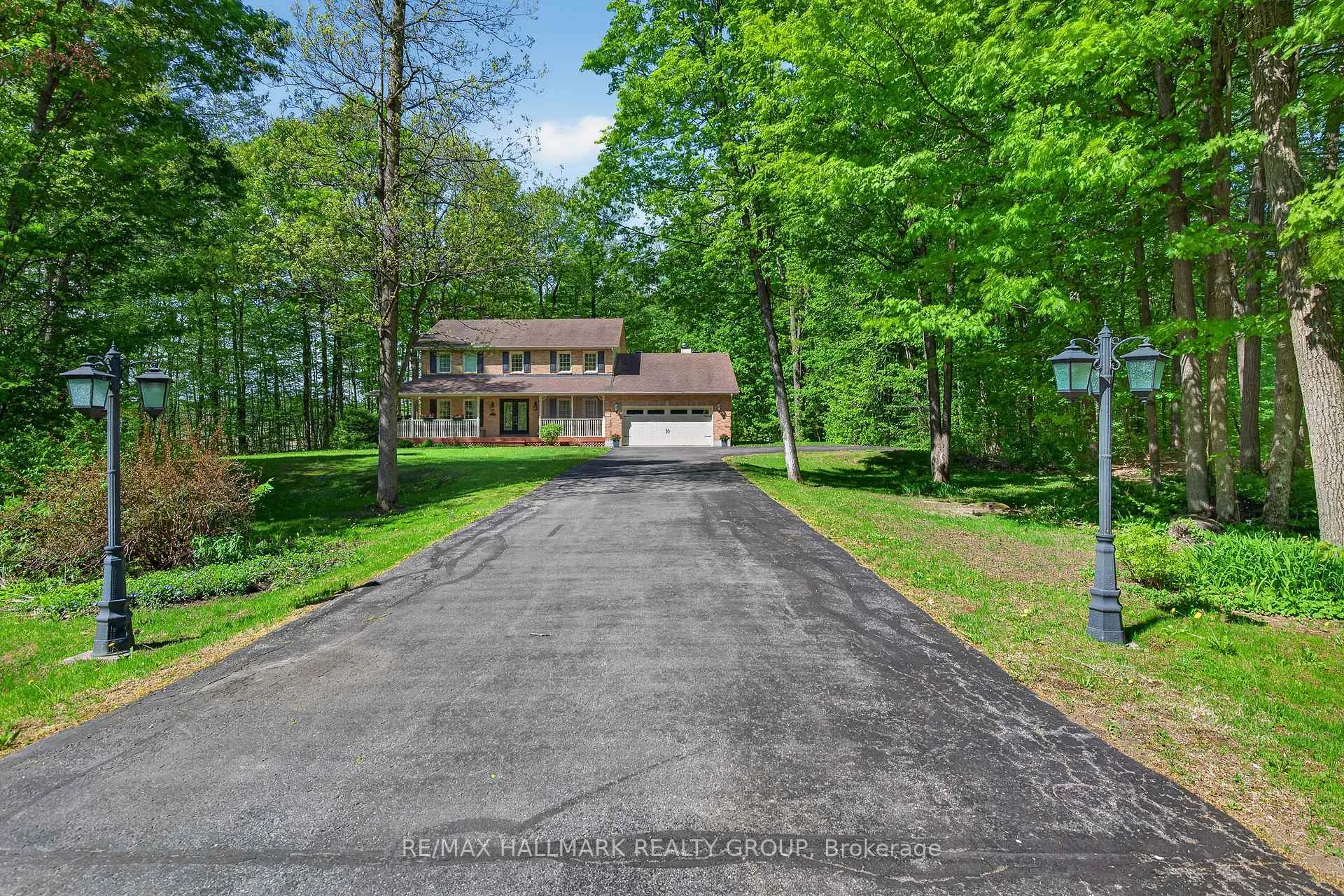 Photo 2 of 1372 Jules Leger Drive, Ottawa, Cumberland Ridge — HOMEH
