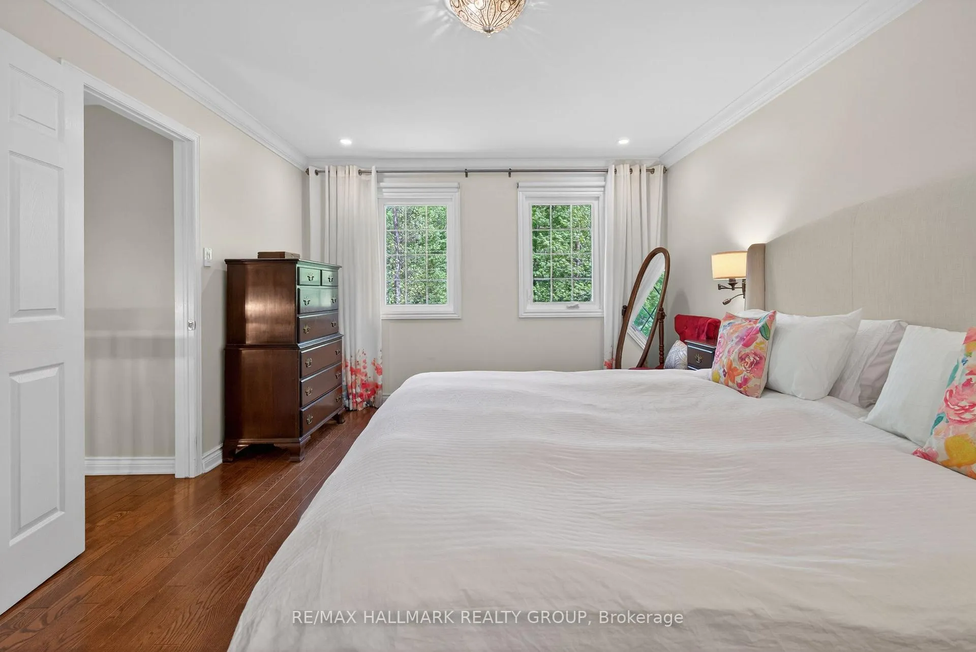 Photo 25 of 1372 Jules Leger Drive, Ottawa, Cumberland Ridge — HOMEH