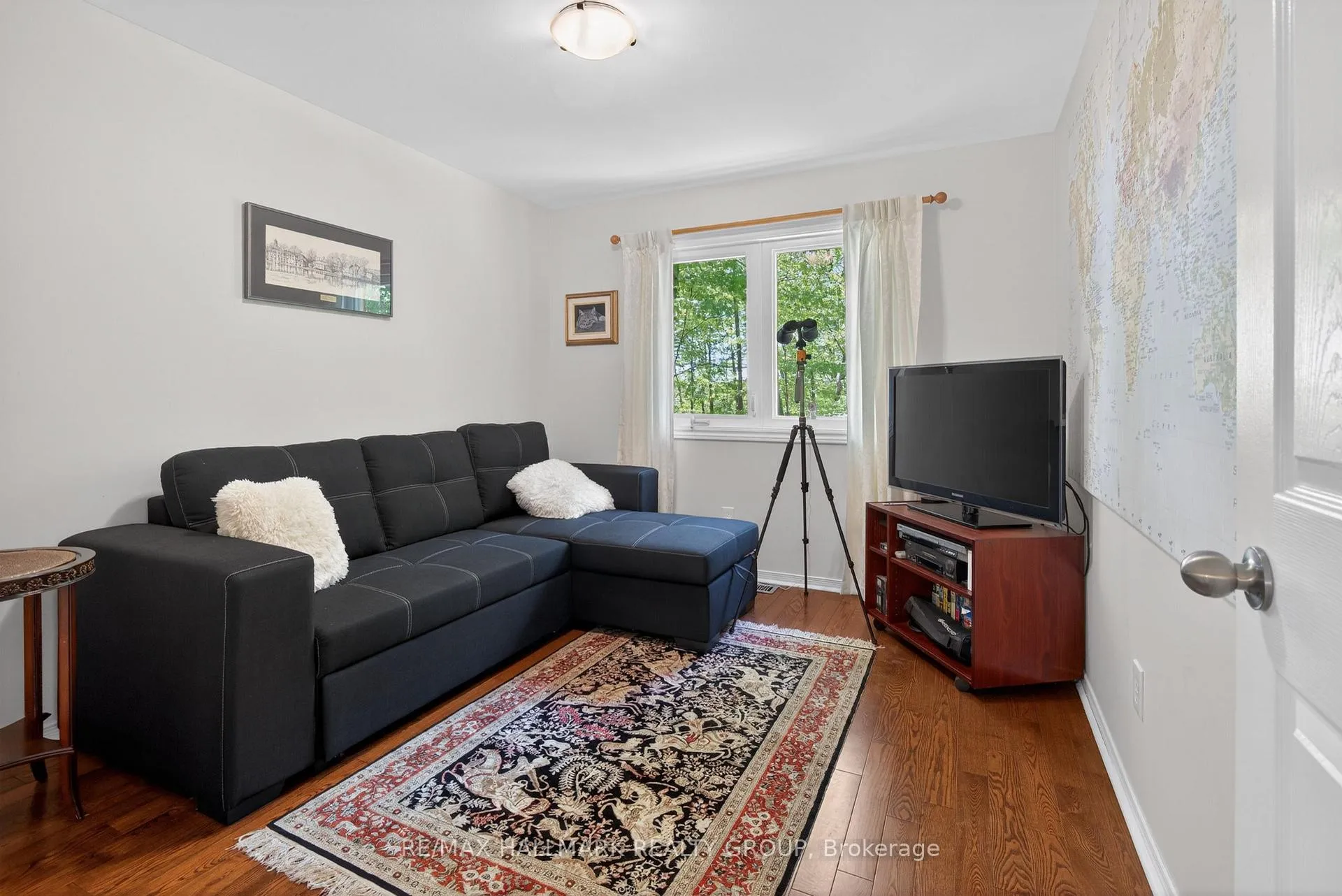 Photo 34 of 1372 Jules Leger Drive, Ottawa, Cumberland Ridge — HOMEH