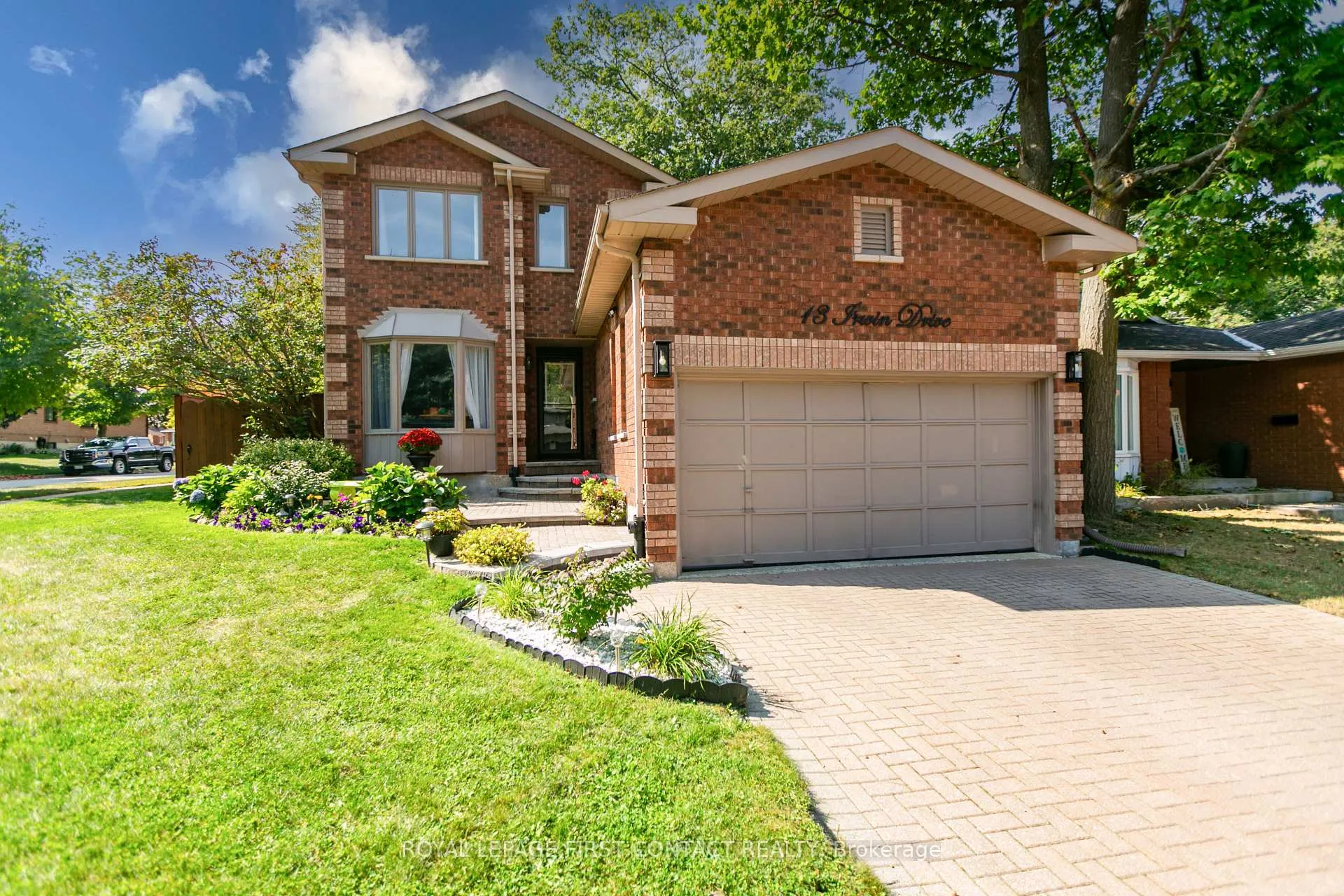Photo 1 of 13 Irwin Drive, Barrie, Northwest — HOMEH
