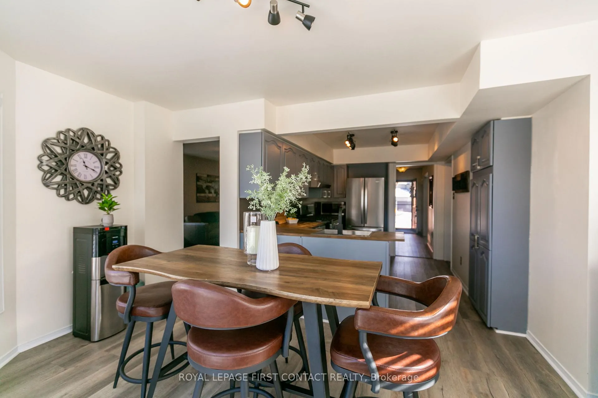 Photo 14 of 13 Irwin Drive, Barrie, Northwest — HOMEH