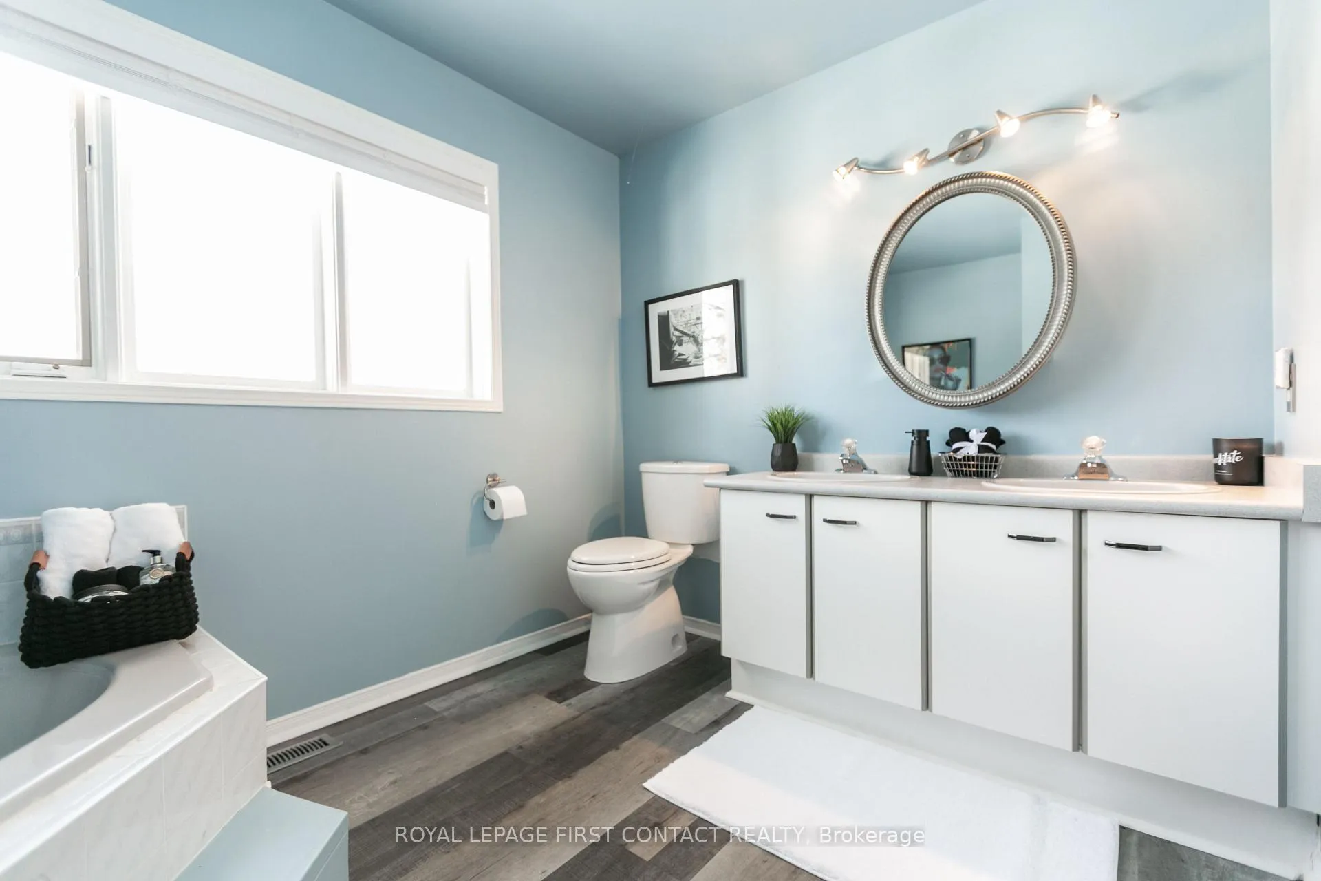Photo 25 of 13 Irwin Drive, Barrie, Northwest — HOMEH