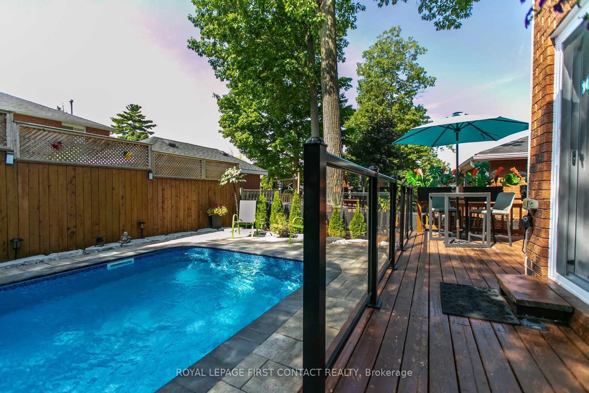 Photo 34 of 13 Irwin Drive, Barrie, Northwest — HOMEH