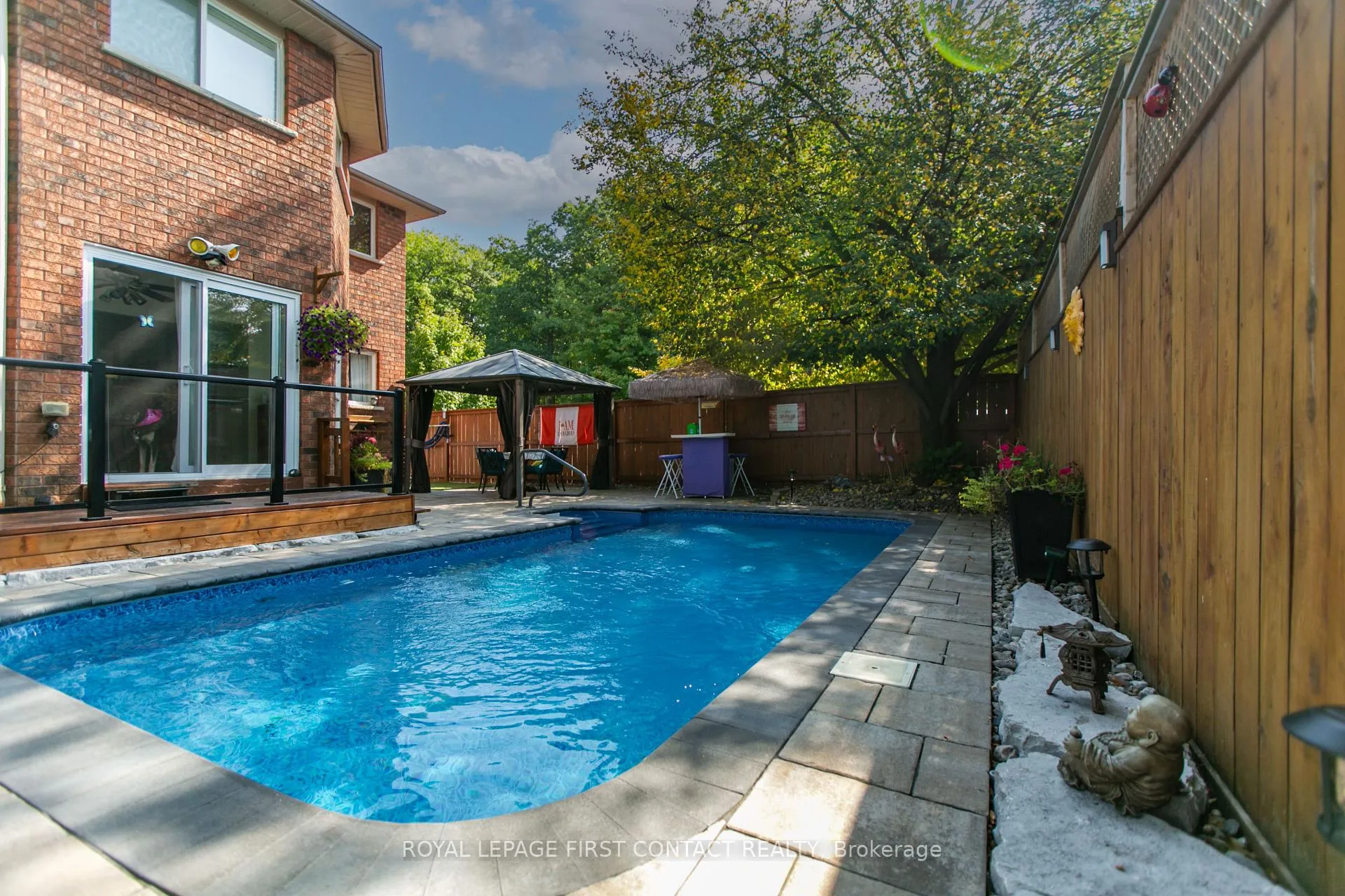 Photo 37 of 13 Irwin Drive, Barrie, Northwest — HOMEH