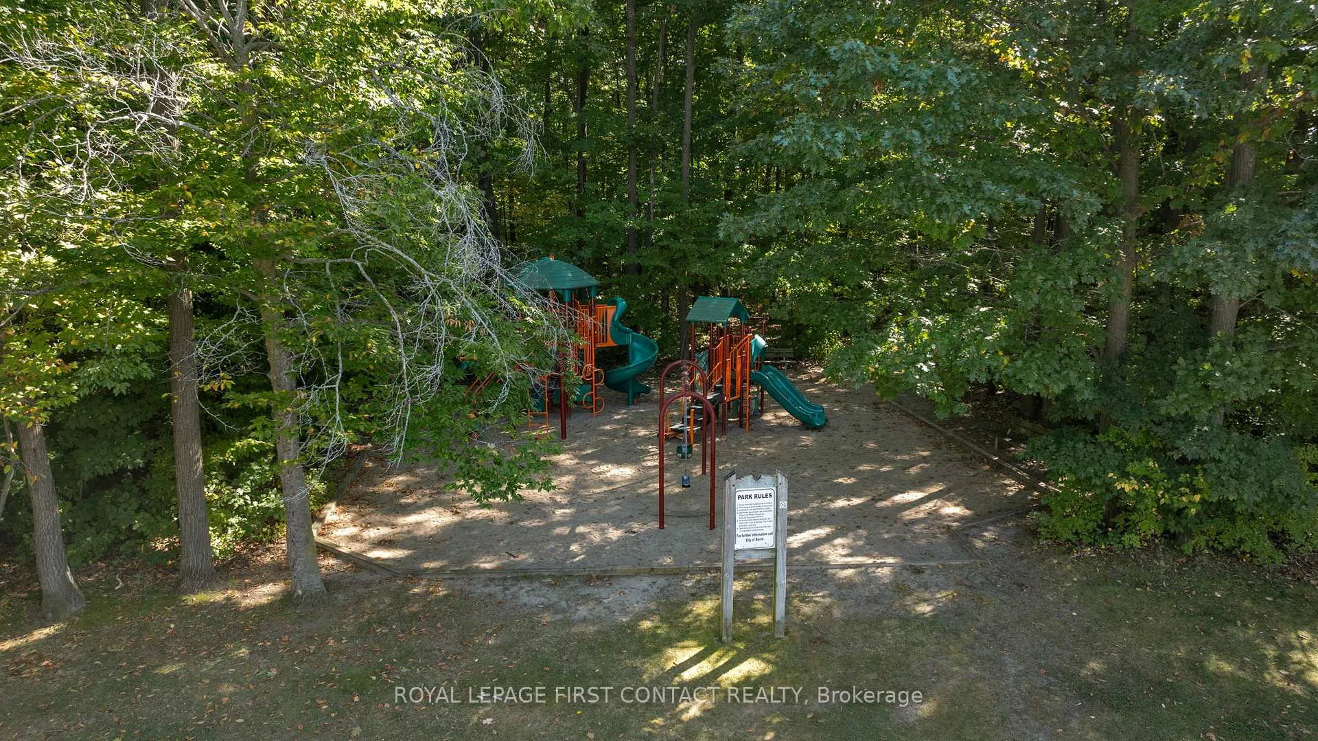 Photo 40 of 13 Irwin Drive, Barrie, Northwest — HOMEH