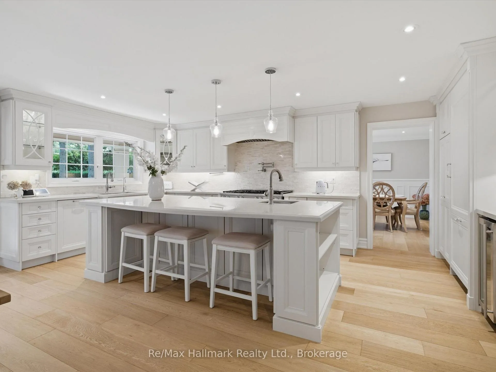 Photo 12 of 153 Cairncroft Road, Oakville, Morrison — HOMEH