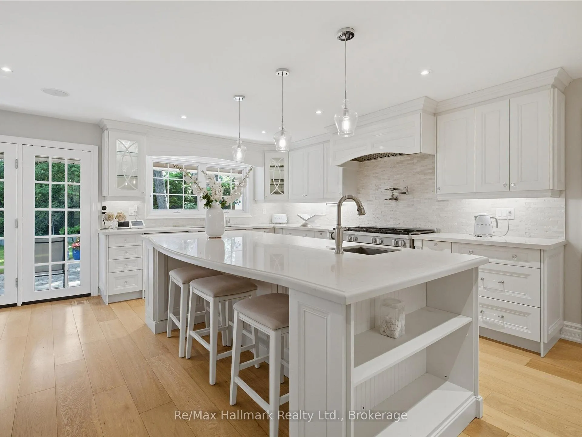 Photo 14 of 153 Cairncroft Road, Oakville, Morrison — HOMEH