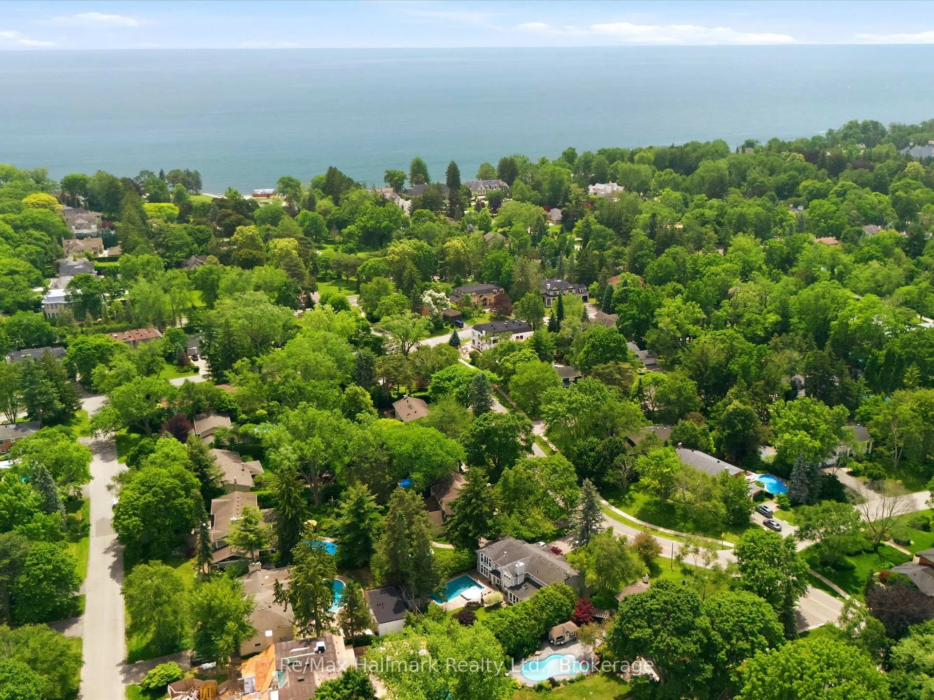 Photo 46 of 153 Cairncroft Road, Oakville, Morrison — HOMEH