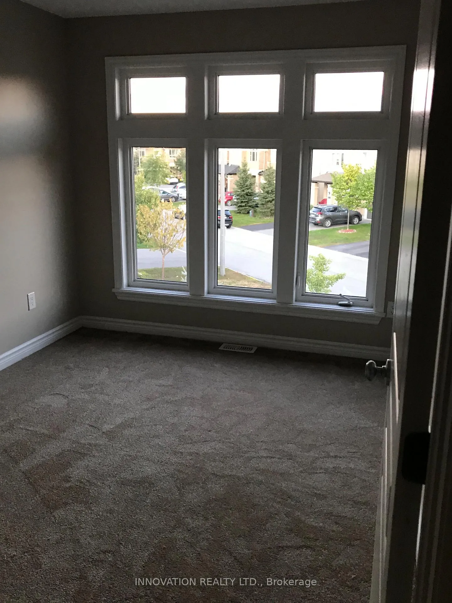 Photo 12 of 898 Fletcher Circle, Ottawa, Kanata - Kanata Lakes/Heritage Hills — HOMEH