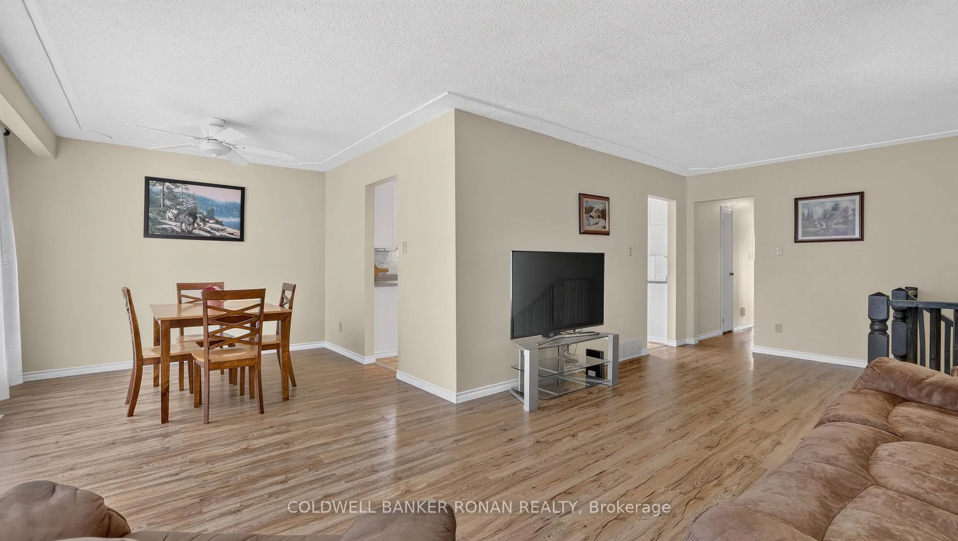 Photo 6 of 22 Roehampton Avenue, St. Catharines, Carlton/Bunting — HOMEH