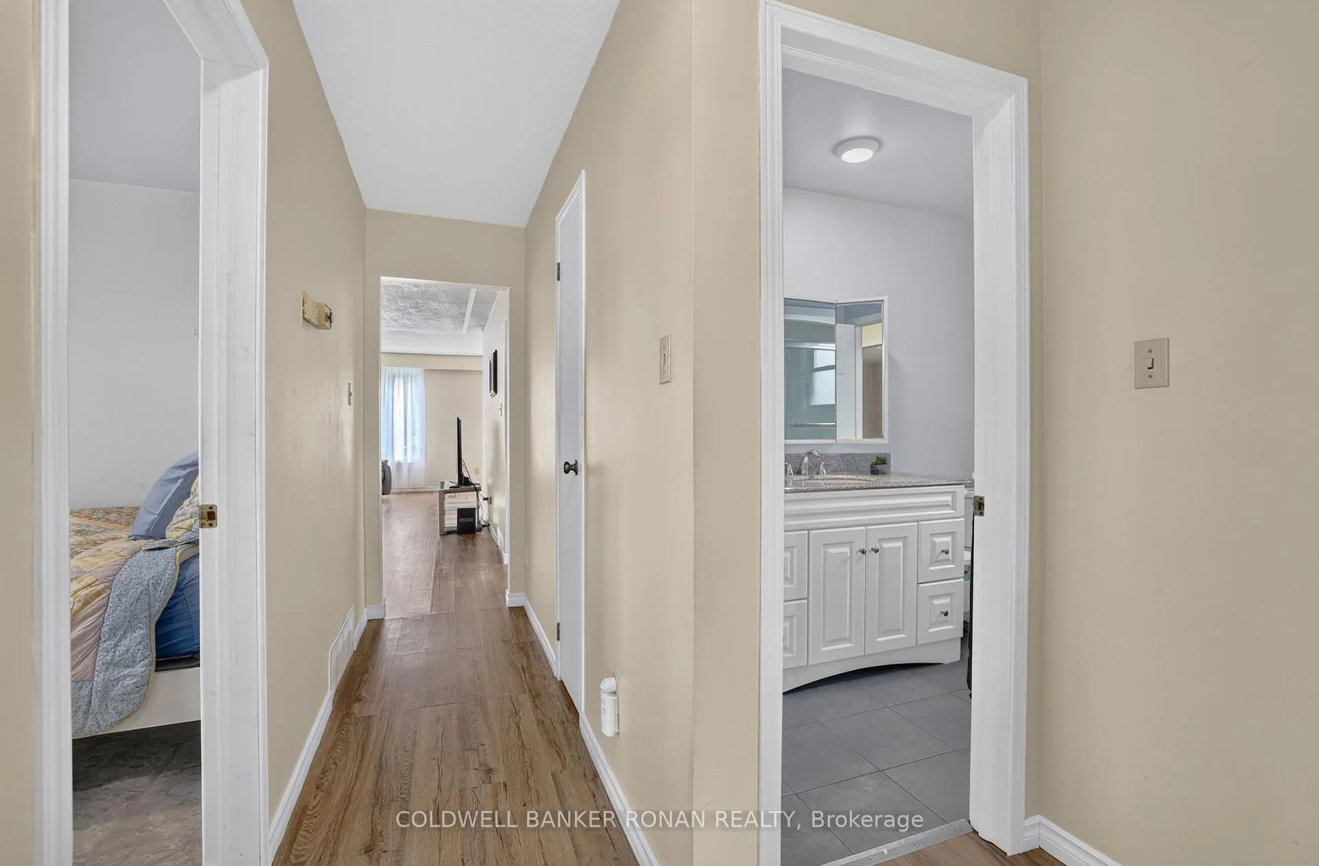Photo 22 of 22 Roehampton Avenue, St. Catharines, Carlton/Bunting — HOMEH