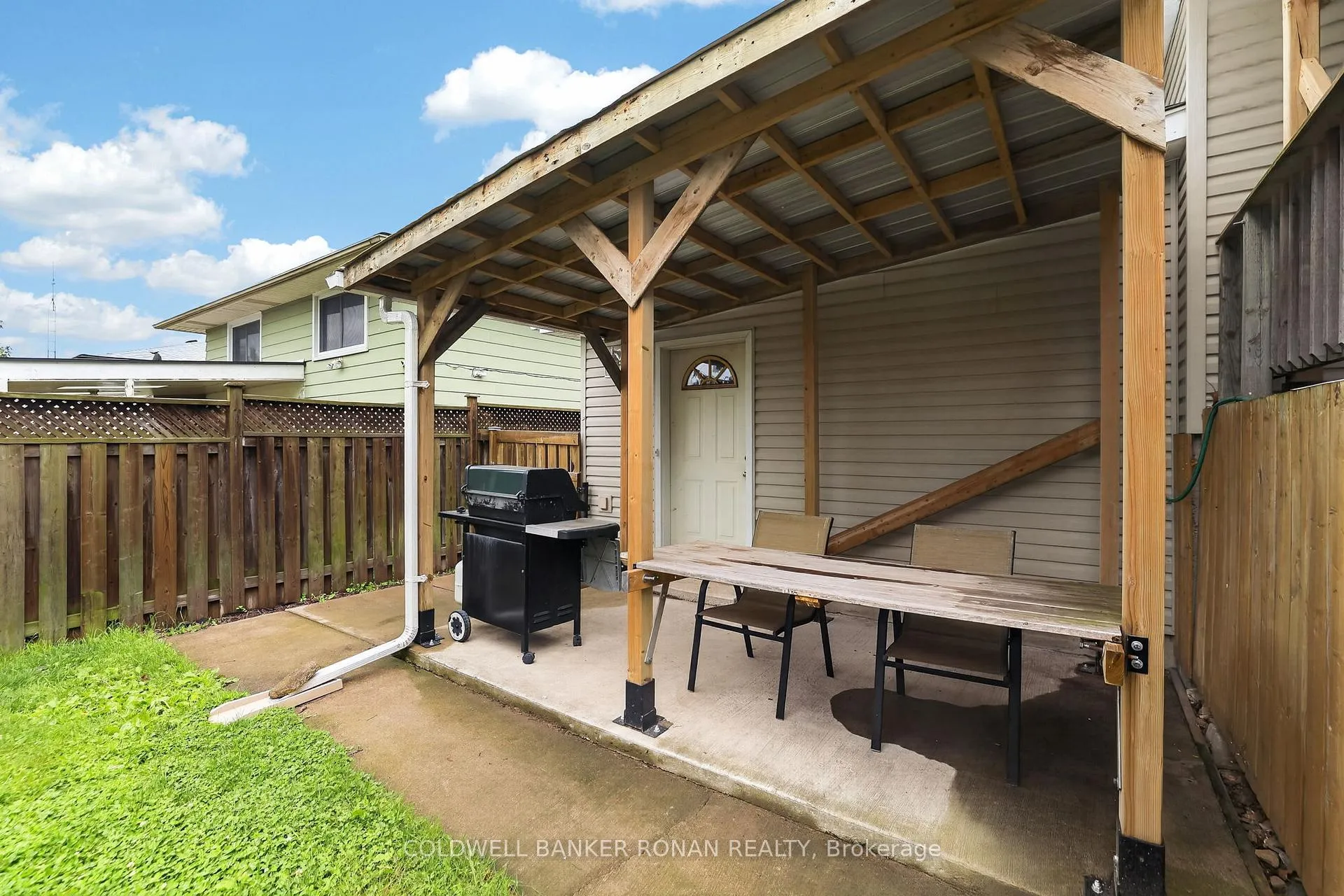 Photo 34 of 22 Roehampton Avenue, St. Catharines, Carlton/Bunting — HOMEH