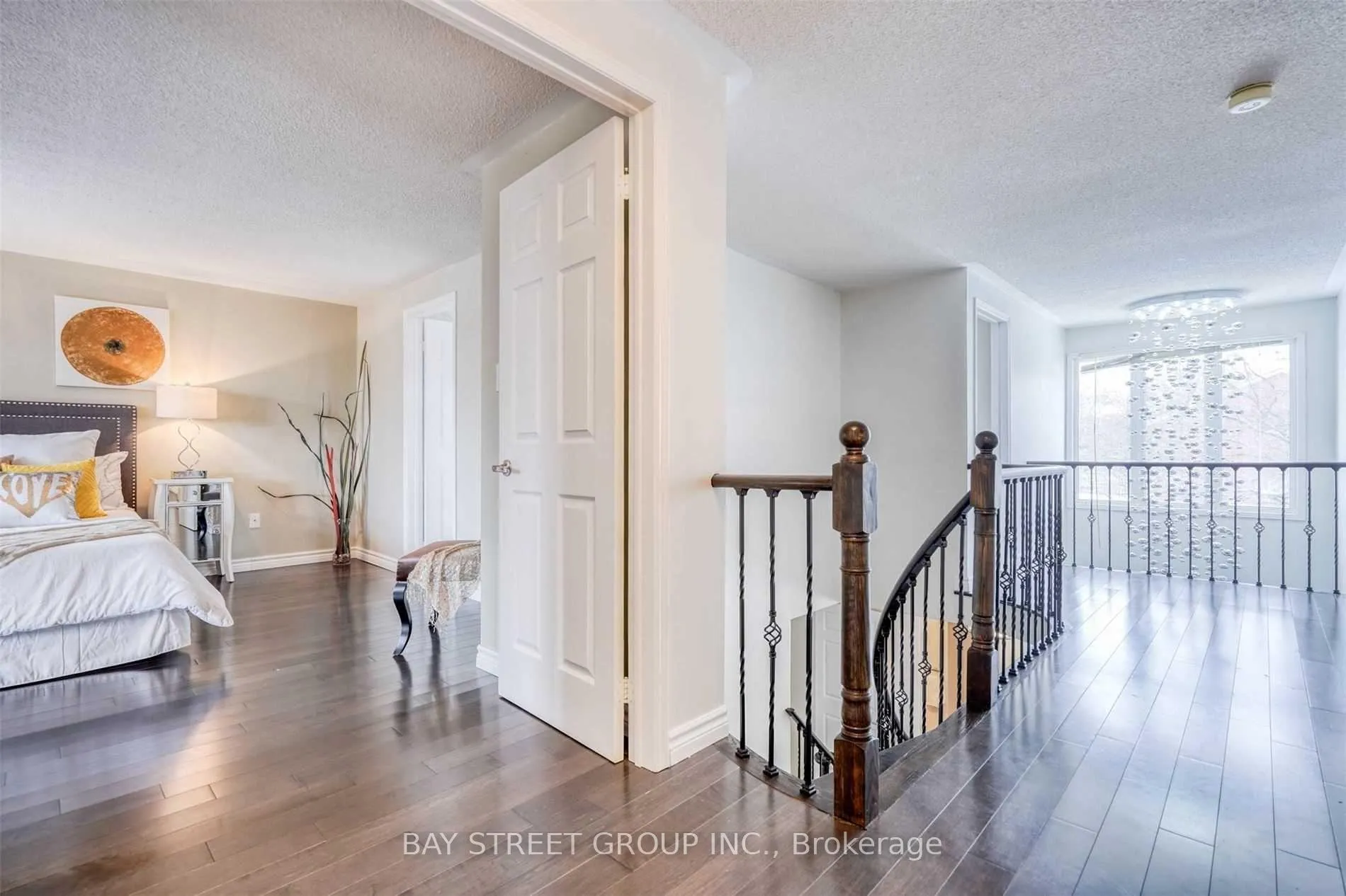 Photo 18 of 9 Ingleborough Court, Markham, Unionville — HOMEH