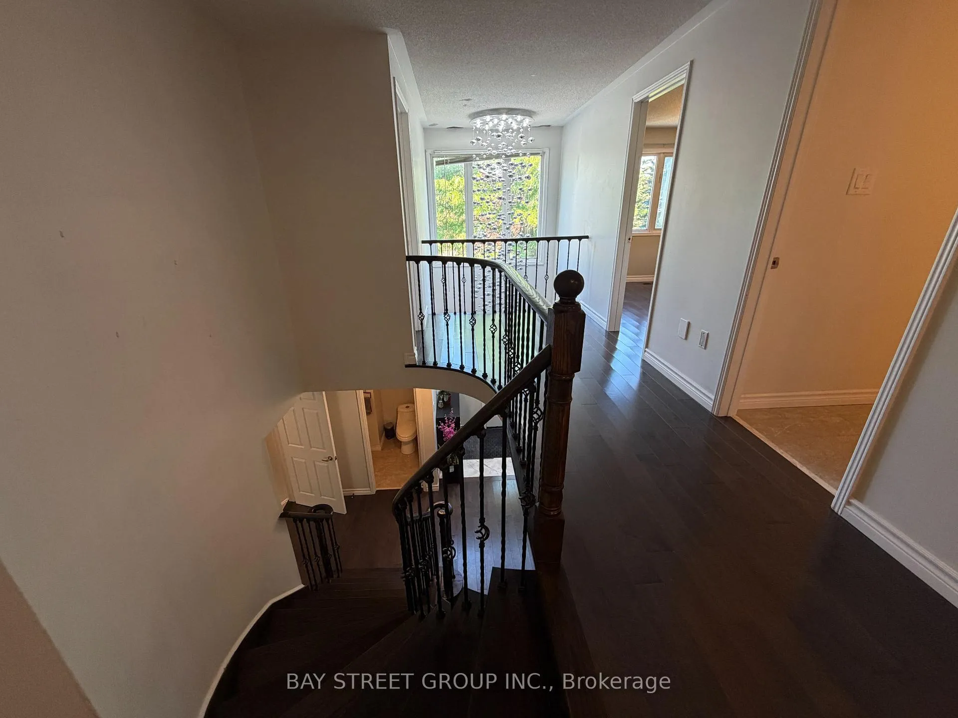Photo 20 of 9 Ingleborough Court, Markham, Unionville — HOMEH