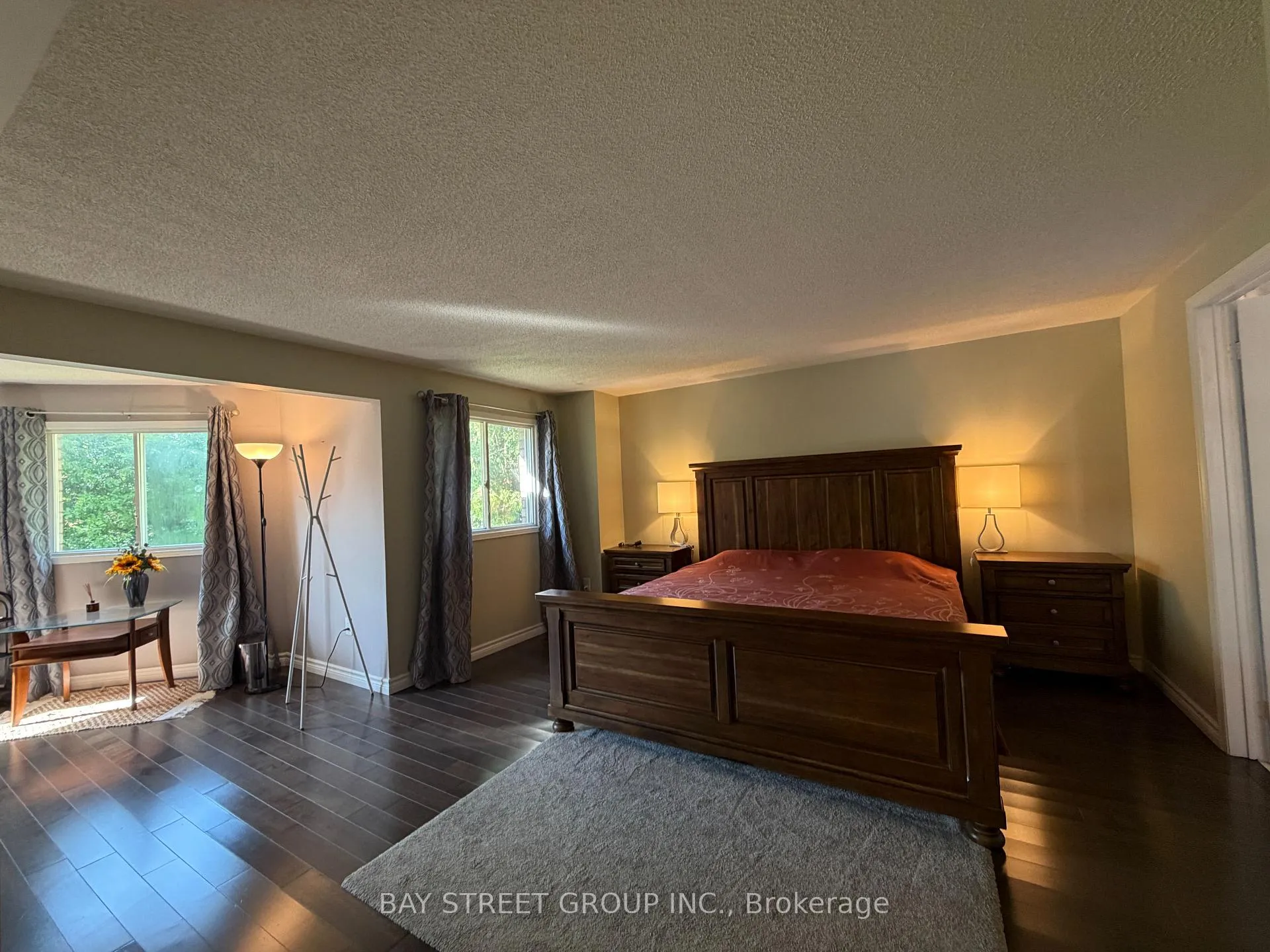 Photo 25 of 9 Ingleborough Court, Markham, Unionville — HOMEH
