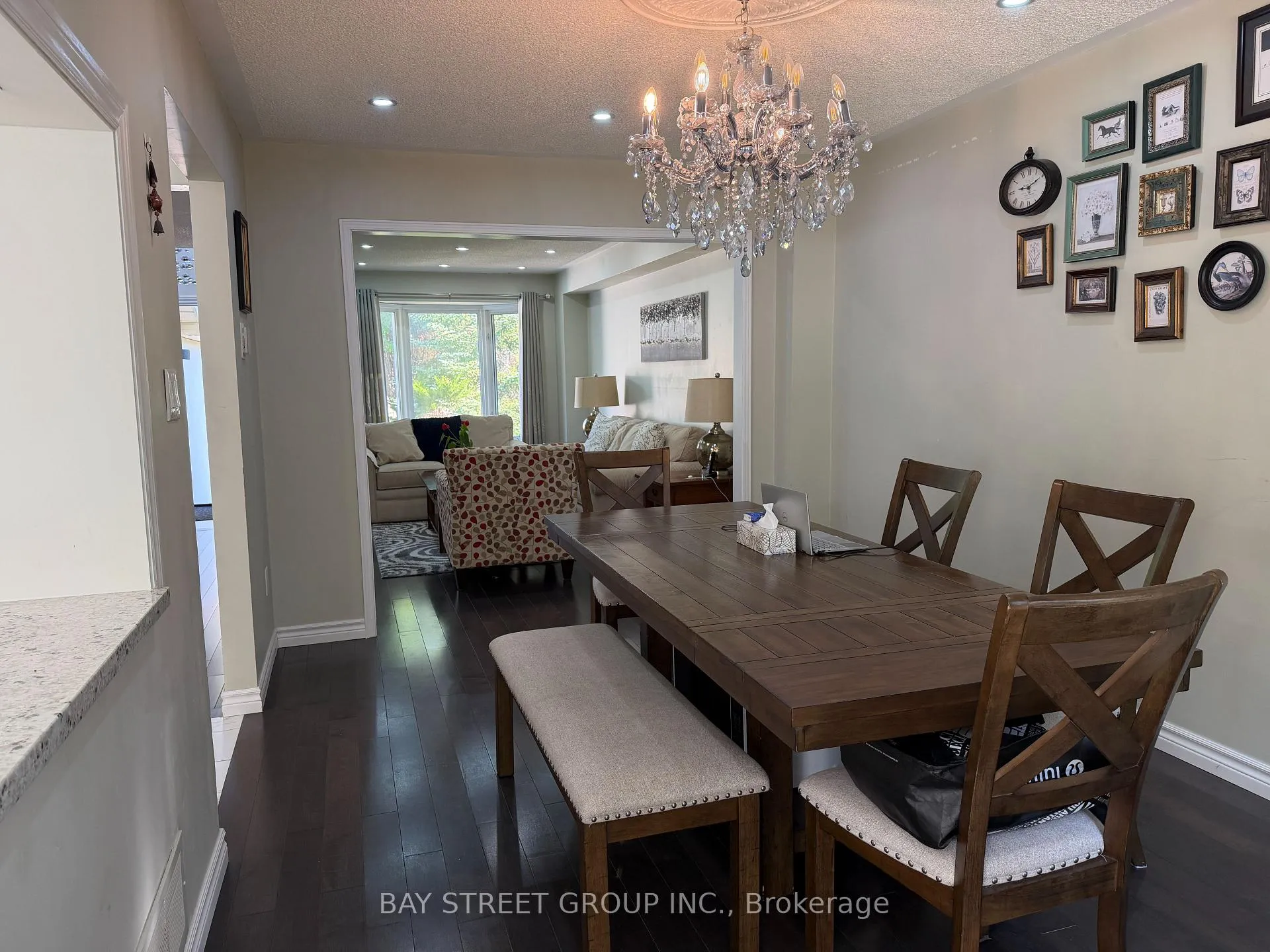 Photo 31 of 9 Ingleborough Court, Markham, Unionville — HOMEH