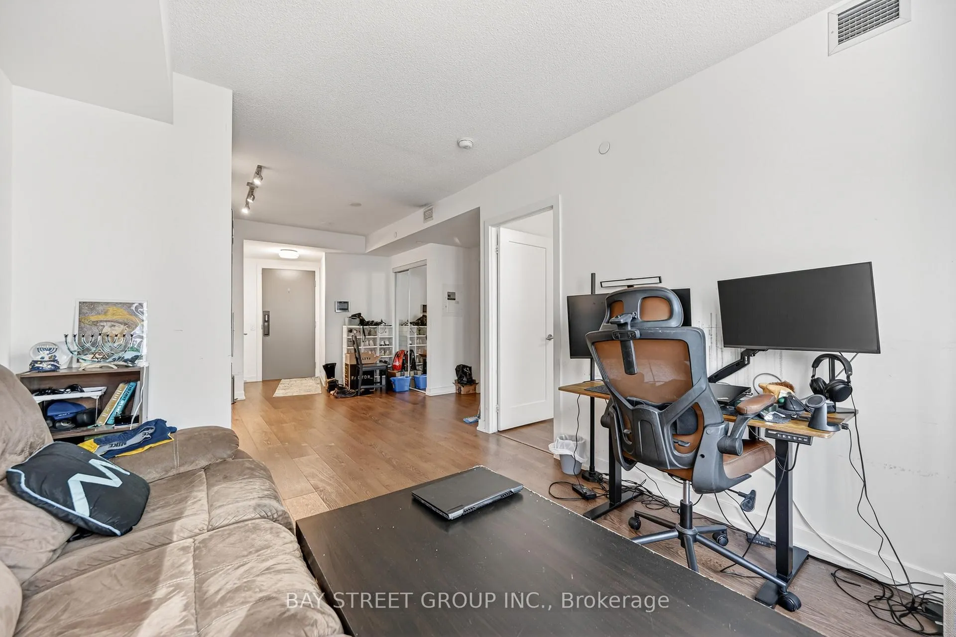 Photo 12 of Unit 1002, 10 York Street, Toronto, Waterfront Communities — HOMEH