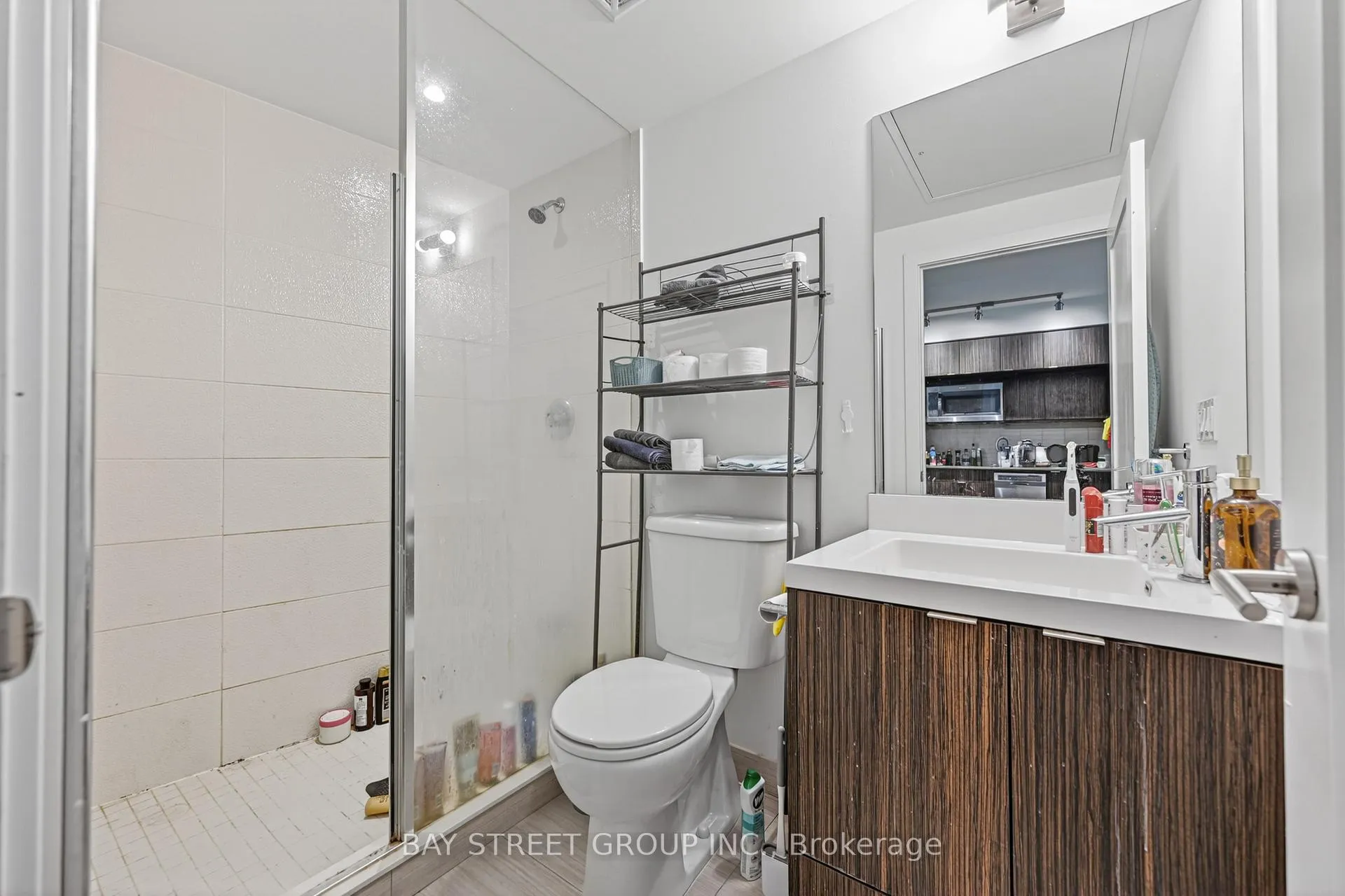 Photo 16 of Unit 1002, 10 York Street, Toronto, Waterfront Communities — HOMEH