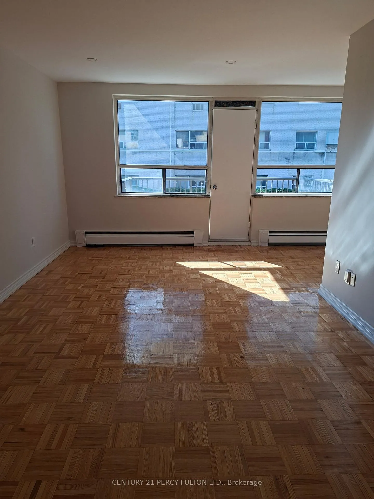 Front of Unit 304, 2202 Weston Road