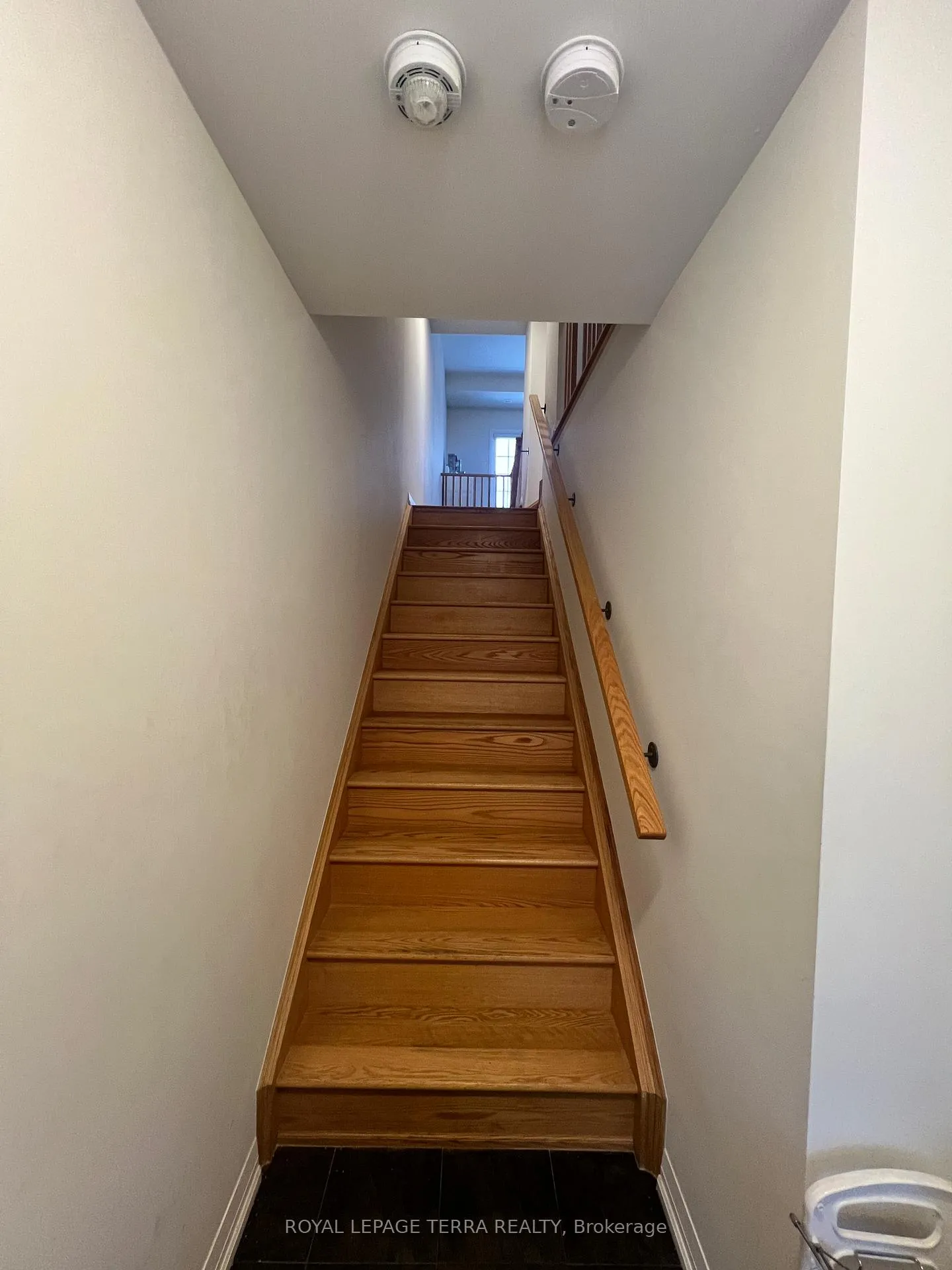 Photo 1 of 185 Royal Northern Path, Oshawa, Windfields — HOMEH