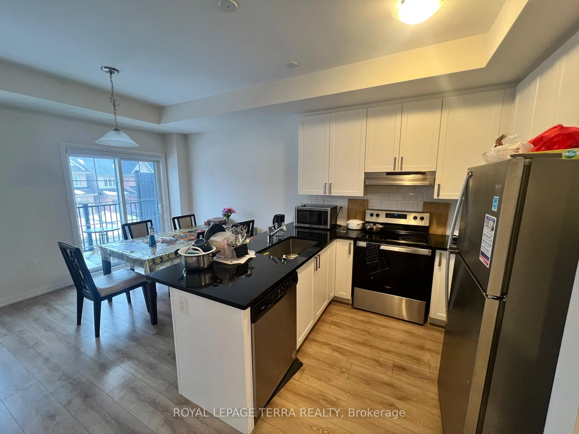 Photo 6 of 185 Royal Northern Path, Oshawa, Windfields — HOMEH