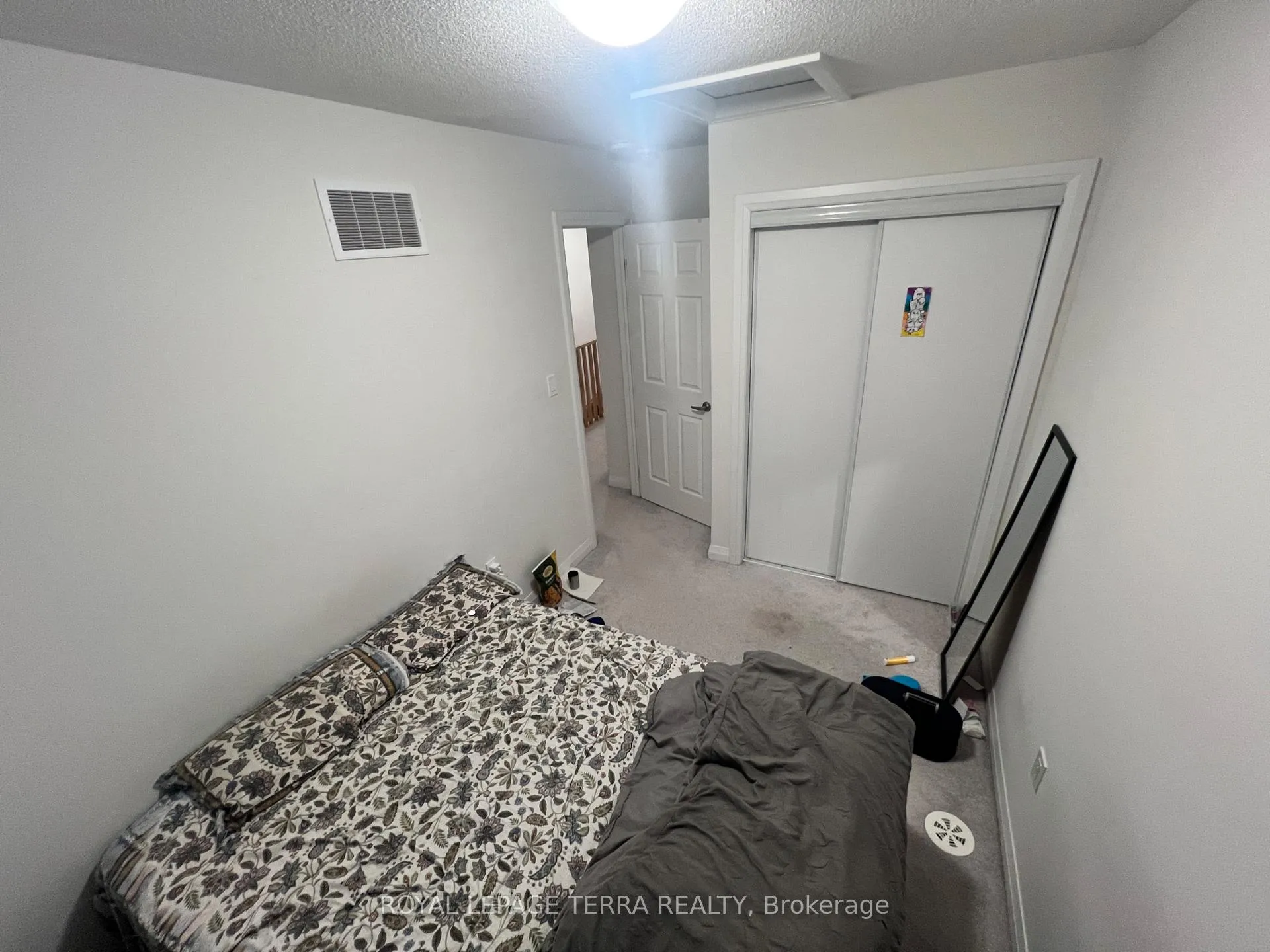 Photo 18 of 185 Royal Northern Path, Oshawa, Windfields — HOMEH